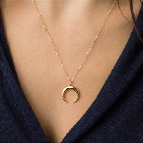 Curved Crescent Moon Women Necklace